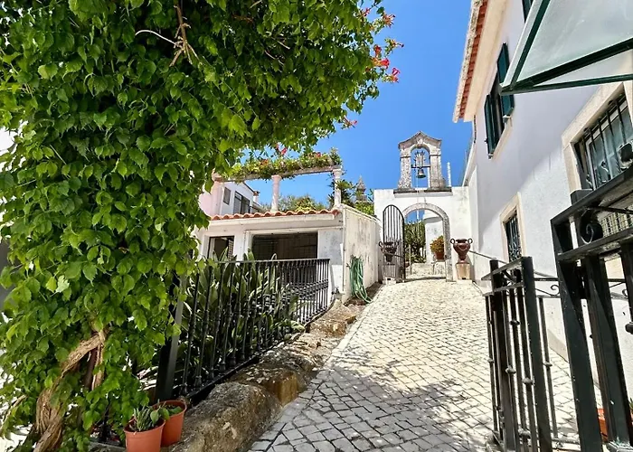 Traditional Portuguese Village House - Casa Martins No 52
